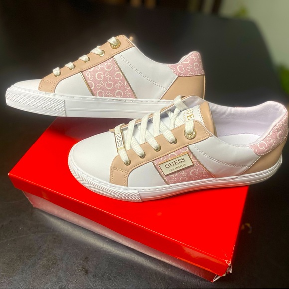 Guess Loom Low Top Sneakers Womens (Size 8) - Picture 1 of 7